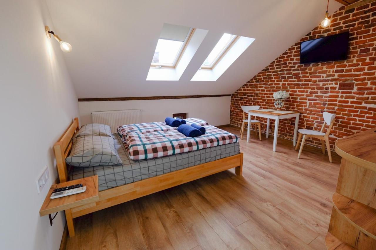 Apartments Galicia ลวีฟ ภายนอก รูปภาพ
