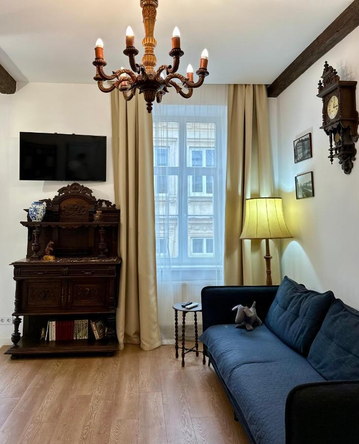Apartments Galicia ลวีฟ ภายนอก รูปภาพ